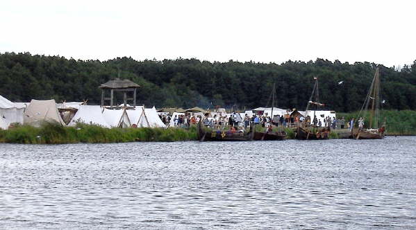H 112 08 08 Baltikum 12 Wollin die Wikinger 3